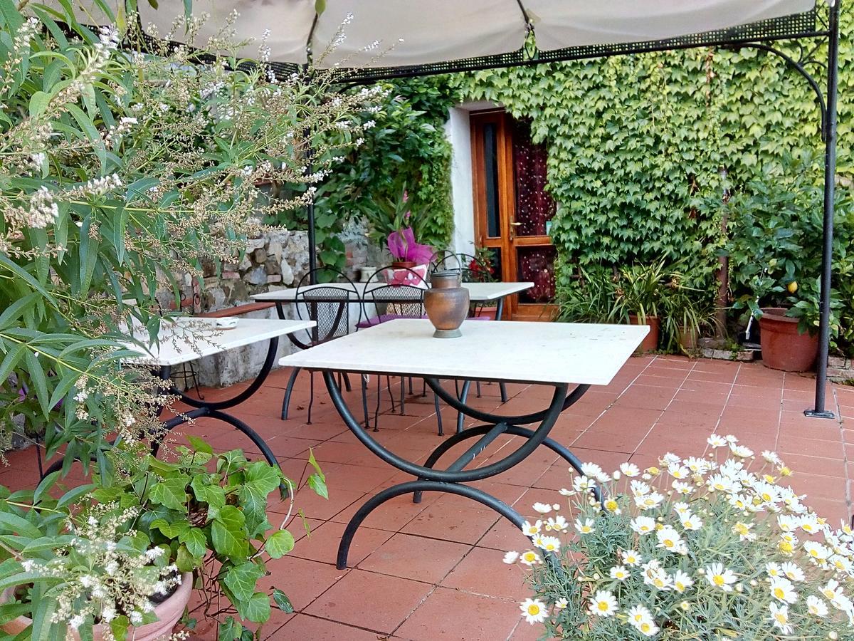 Casa Virgilio Panzió Fosdinovo Kültér fotó
